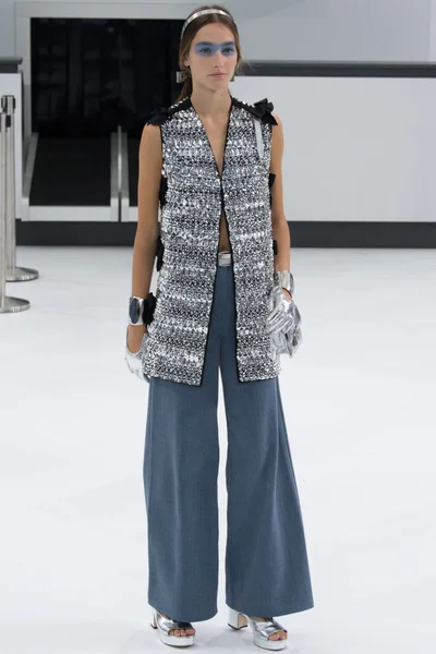 Look 92